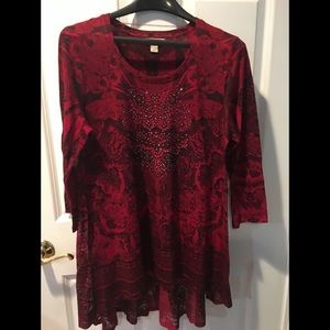 Red and black print tunic